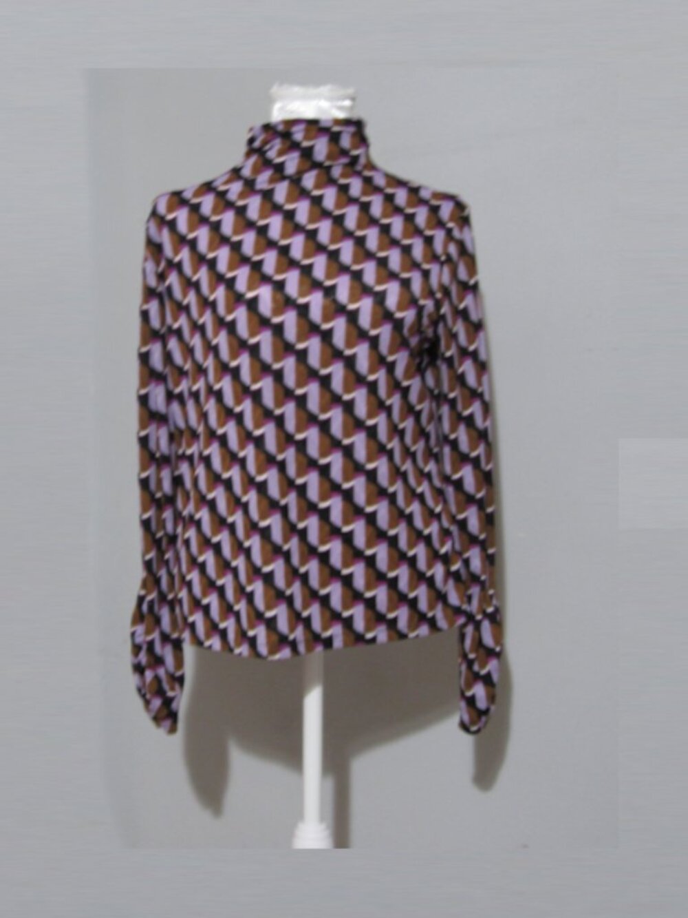 Worthington size L womens top turtle neck long sleeves lilac brown
